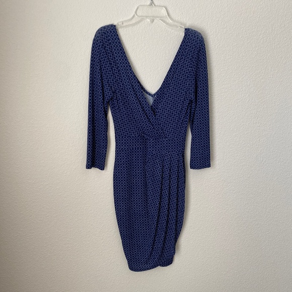 Dress - Picture 1 of 5